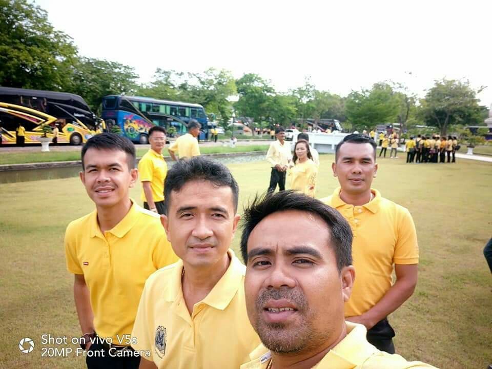 นายก  อบต ตะกุกเหนือ พร้อมคณะ  เดินทางเข้าเฝ้าพระบาทสมเด็จพระเจ้าอยู่หัว เสด็จเลียบพระนคร ขอพระองค์ทรงพระเจริญ
